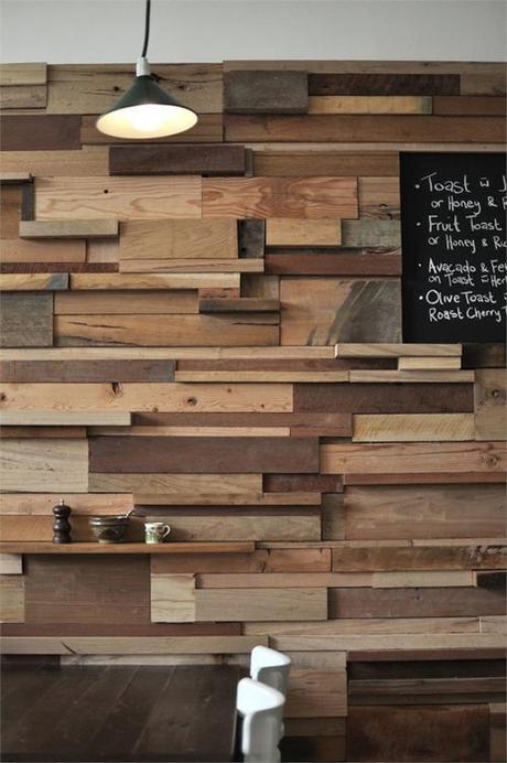 Revestir pared con madera: Un look rústico para cualquier estancia.