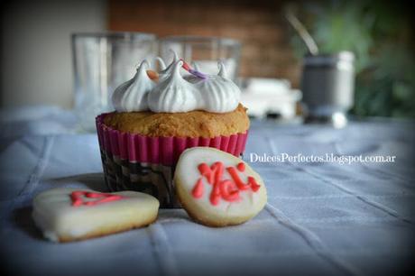 Cupcake de Naranja relleno de Chocolate con Merengue, receta fácil y deliciosa!