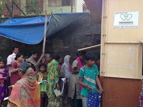 Ruedas Nómadas: una labor social encima de la bicicleta