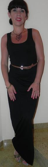 BBB: Big black dress (outfit, look y peinado)