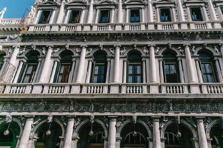 Venezia-Striped_Dress-Off_The_Shoulders-Collage_On_The_Road-Chloe_Bag-Outfit-11