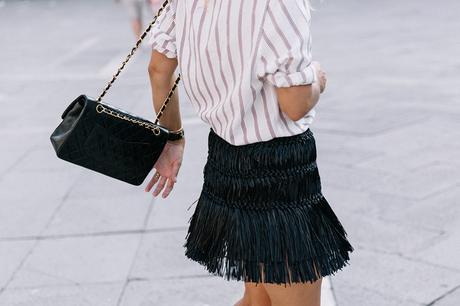 Piazza_San_Marco-Venezia-Collage_On_The_Road-Isabel_Marant_Skirt-Striped_Blouse-Chanel_Vintage_Bag-Outfit-Street_Style-28