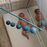 Los móviles de bebé Montessori – Montessori baby mobiles