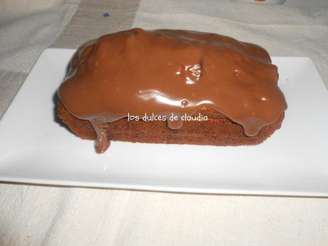 Bizcocho de vainilla con sorpresa de chocolate