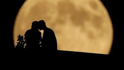 Reseña: Bajo la Luna del Amazonas de Lydia Alfaro - 2ª Lectura Conjunta Iniciativa Cadena Comentarios.