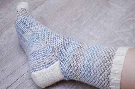 Broken Seed Stitch Socks