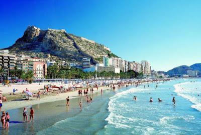 Vota por tu playa preferida de la Comunidad Valenciana.