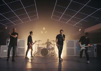 Nuevo videoclip de Simple Plan: 'Boom'