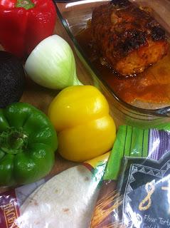 Tacos De Cerdo Adobado Y Asado A Los Tres Pimientos