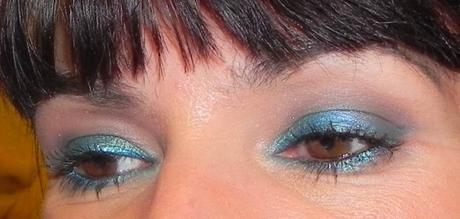 Blanco y turquesa (Look y outfit)