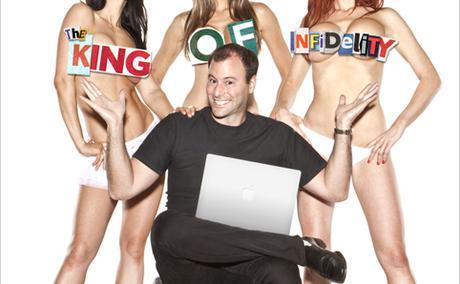 CEO de Ashley Madison presenta su renuncia