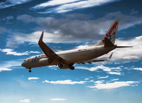 Relación entre el rendimiento escolar y la contaminación ambiental en el hogar Fuentes contaminantes