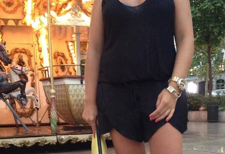 BLACK, THAT´S ALL.-