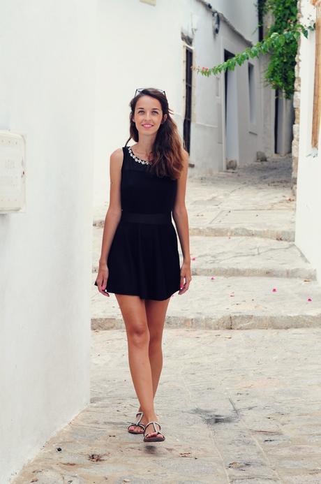 LITTLE BLACK DRESS