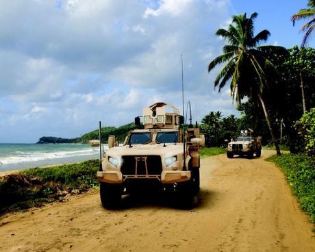 La JLTV ha llegado para destronar a la Humvee JLTV_AsiaPacific_10x8_cmyk.0