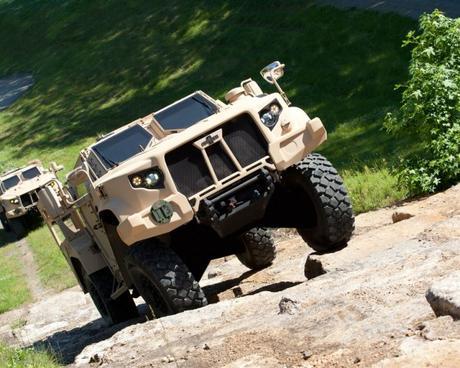 La JLTV ha llegado para destronar a la Humvee JLTV_Demo_KJ7L2159_8x10_hires.0