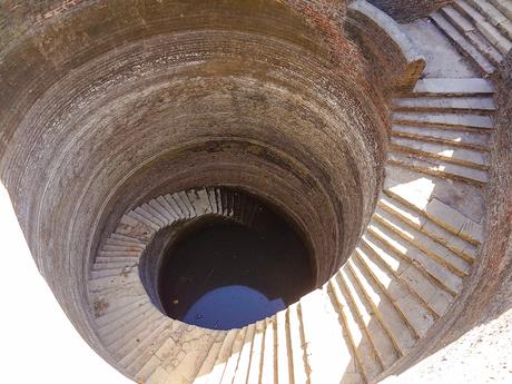 stepwell-7