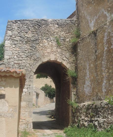 Portillo de acceso norte a la villa amurallada