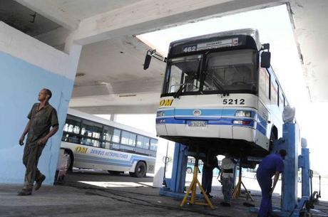 Introducen soluciones tecnológicas en ómnibus de pasajeros