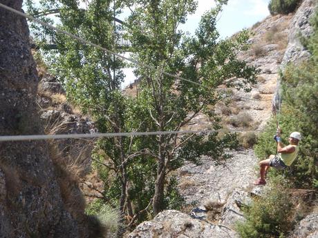 via ferrata la pasarela de Espeja tirolina