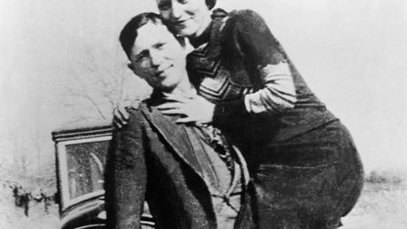 Agradecieron por carta de Bonnie y Clyde a Henry Ford