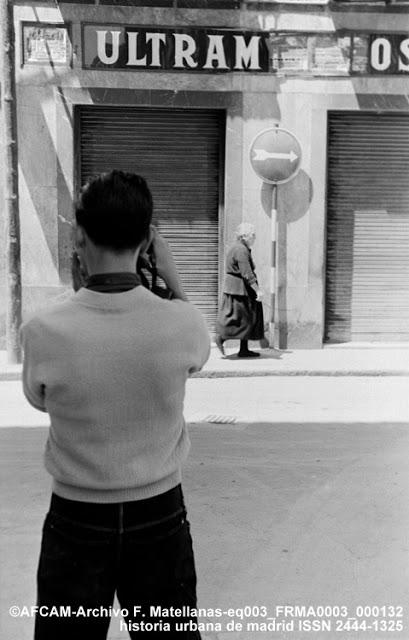 Los primeros autoservicios. Madrid, 1957