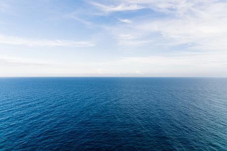 Faro_De_La_Mola-Formentera-Total_White_Outfit-Castaner_Espadrilles-Topknot-Outfit-Collage_On_THe_Road-Sumemr_LOOK-166
