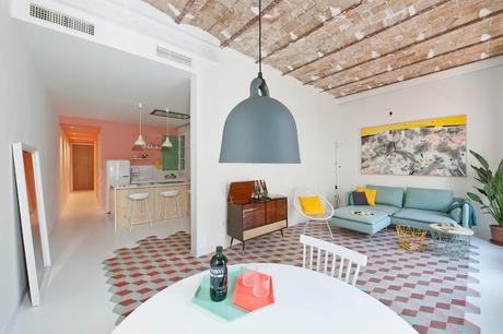 Diseño interior de apartamento turístico en Barcelona