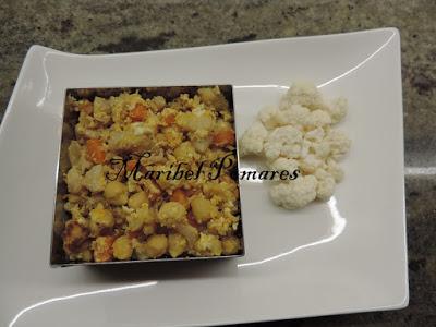 Garbanzos con coliflor, zanahoria, calabaza y huevo.