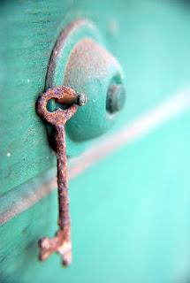 NO EXISTEN LLAVES MÁGICAS ...