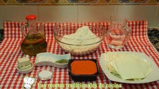 Panecillos caseros rellenos de queso y sobrasada