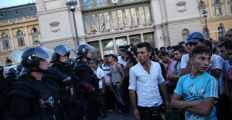 Crisis migratoria: situación kafkiana en Keleti