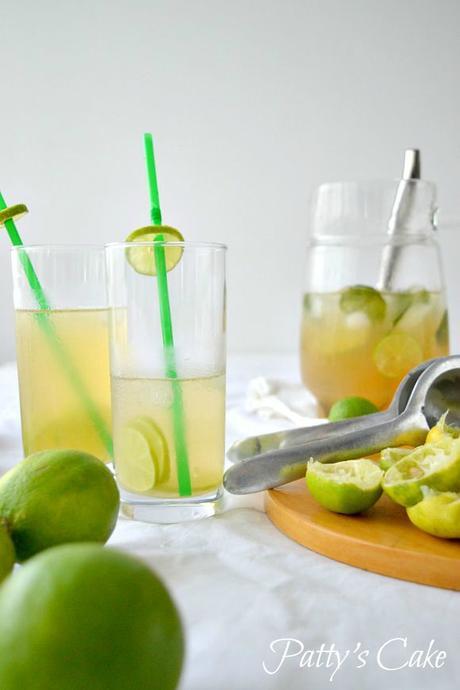 Limonada de limón peruano con hierbabuena