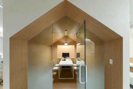 SMALL TREE DENTAL CLINIC: UNA CLÍNICA DENTAL CON UN INTERIORISMO DE LO MÁS ORIGINAL