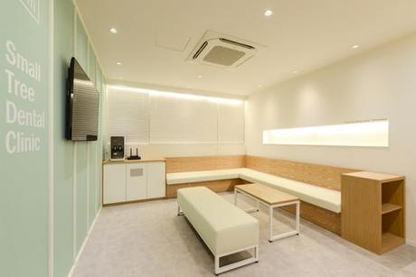 SMALL TREE DENTAL CLINIC: UNA CLÍNICA DENTAL CON UN INTERIORISMO DE LO MÁS ORIGINAL