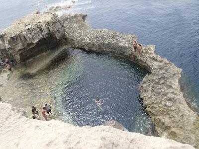 Ventana Azul, Agujero Azul y Roca Fungus