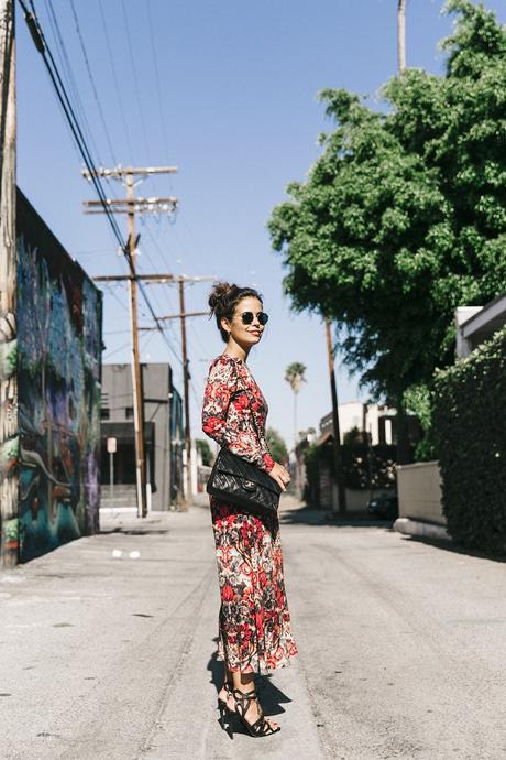 Los_Angeles-Sam_And_Lavi_Dress-Floral_Print-Lace_Up_Sandals-Chanel_Vintage_Bag-Outfit-Street_Style-Collage_Vintage-26