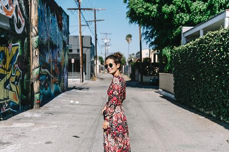 Los_Angeles-Sam_And_Lavi_Dress-Floral_Print-Lace_Up_Sandals-Chanel_Vintage_Bag-Outfit-Street_Style-Collage_Vintage-24