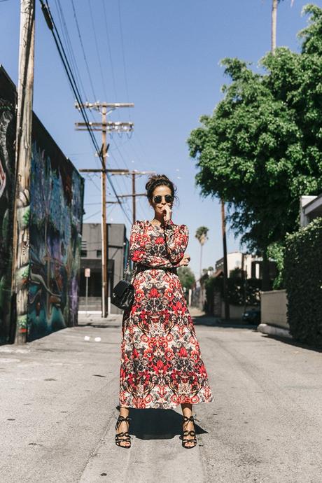 Los_Angeles-Sam_And_Lavi_Dress-Floral_Print-Lace_Up_Sandals-Chanel_Vintage_Bag-Outfit-Street_Style-Collage_Vintage-29