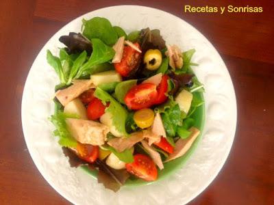 ENSALADA DE PATATA, TOMATE Y BONITO