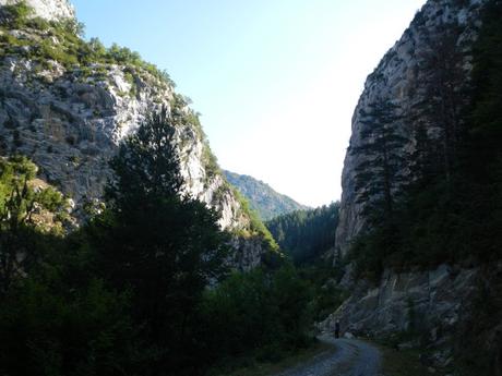 Ruta circular al ibón de Ezkaurri desde Isaba (Navarra)