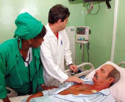 Cuba acepta reintegrar a médicos emigrados al sistema sanitario [+ Pdf]