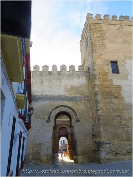 Puerta de Sevilla intramuros