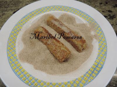 Flamenquines de pan de molde con nutella o también llamado pan francés.