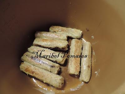 Flamenquines de pan de molde con nutella o también llamado pan francés.