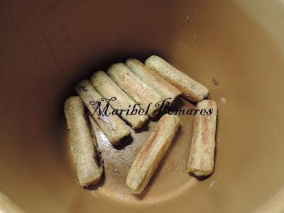 Flamenquines de pan de molde con nutella o también llamado pan francés.