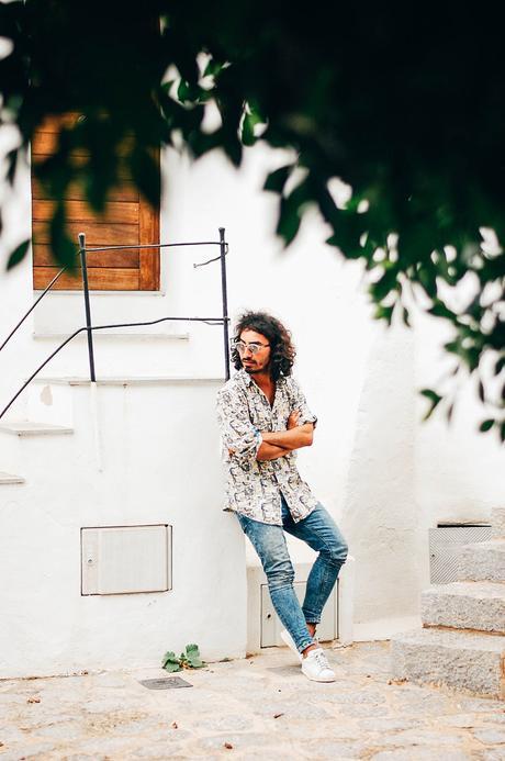 When_In_Ibiza_Cutty_Sark_F_Menswear_Charlie_Cole_Vintage_Shirt_PullAndBear_Jean_Stan_Smith_Adidas_Sneakers_Sunday_Somewhere_sunglasses (9)