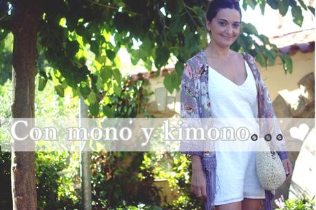 Con mono y Kimono