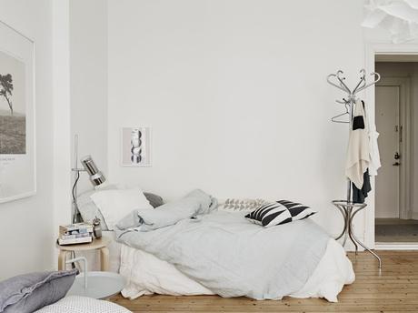 UN MINI APARTAMENTO SUECO EN TONOS EMPOLVADOS