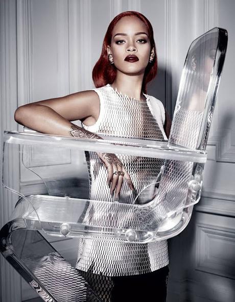 Rihanna lo da todo en nueva sesión para Dior Magazine